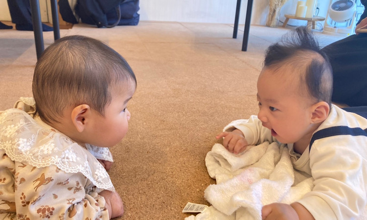 お話し会 お出かけスポット編 マザネ 生後2ヶ月からのベビマ リトミック 歯固めtinyteeth ベビトレヨガ